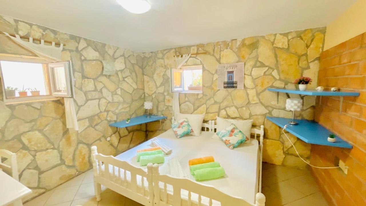 Colorful And Happy Apartment Sukosan - With Parking Exteriér fotografie