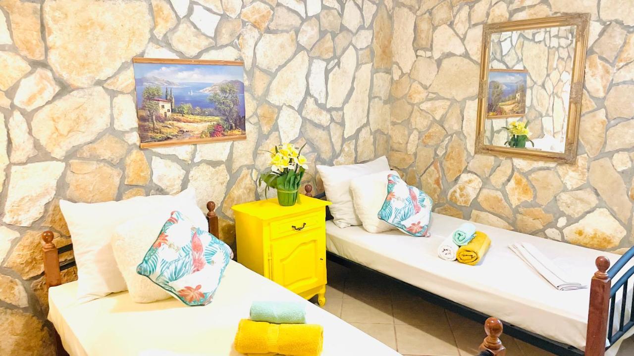 Colorful And Happy Apartment Sukosan - With Parking Exteriér fotografie